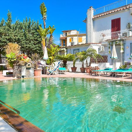Charme Hotel La Villa Tina ايسكيا المظهر الخارجي الصورة