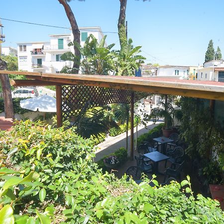 Charme Hotel La Villa Tina ايسكيا المظهر الخارجي الصورة
