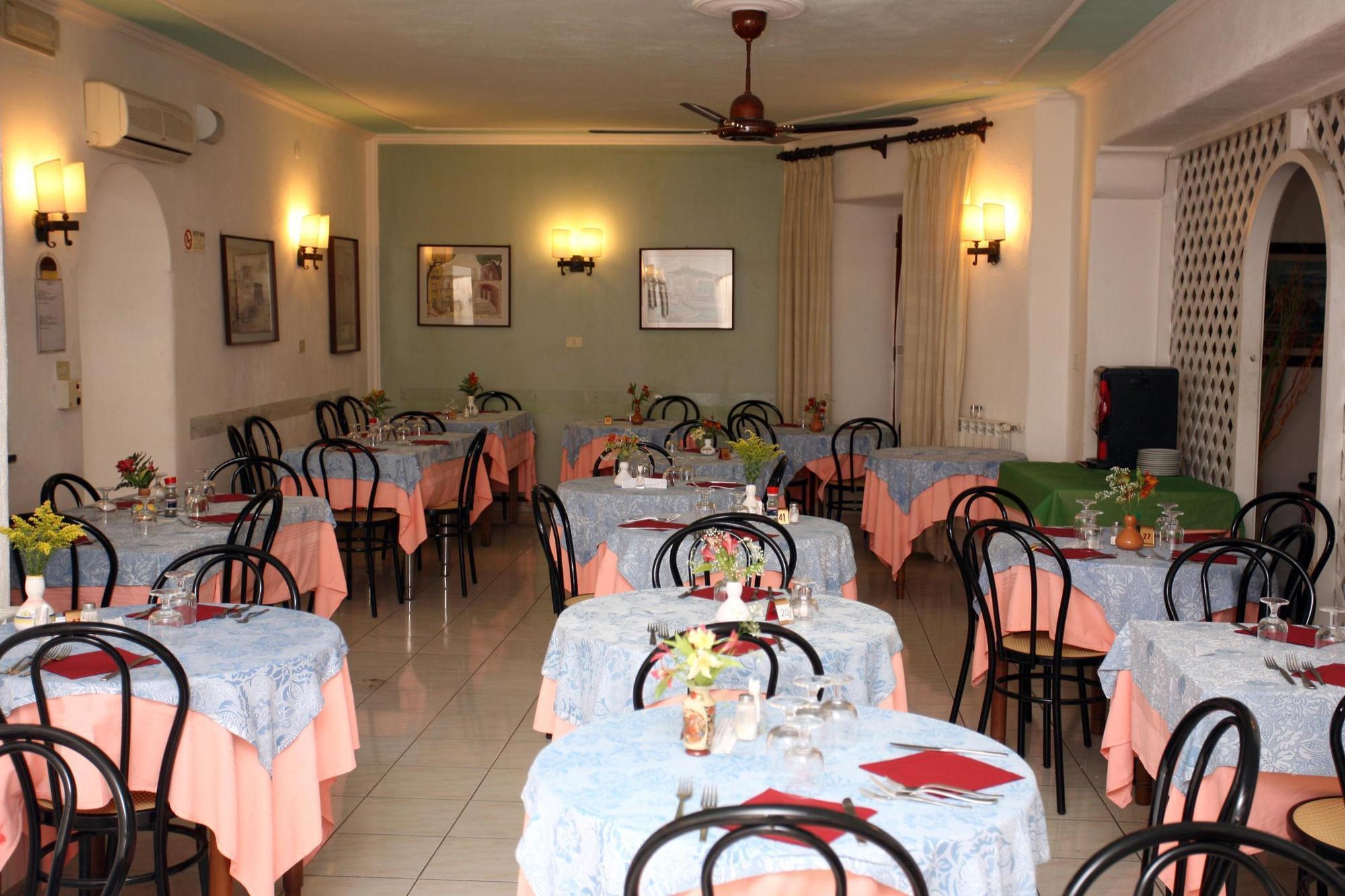 Charme Hotel La Villa Tina ايسكيا المظهر الخارجي الصورة