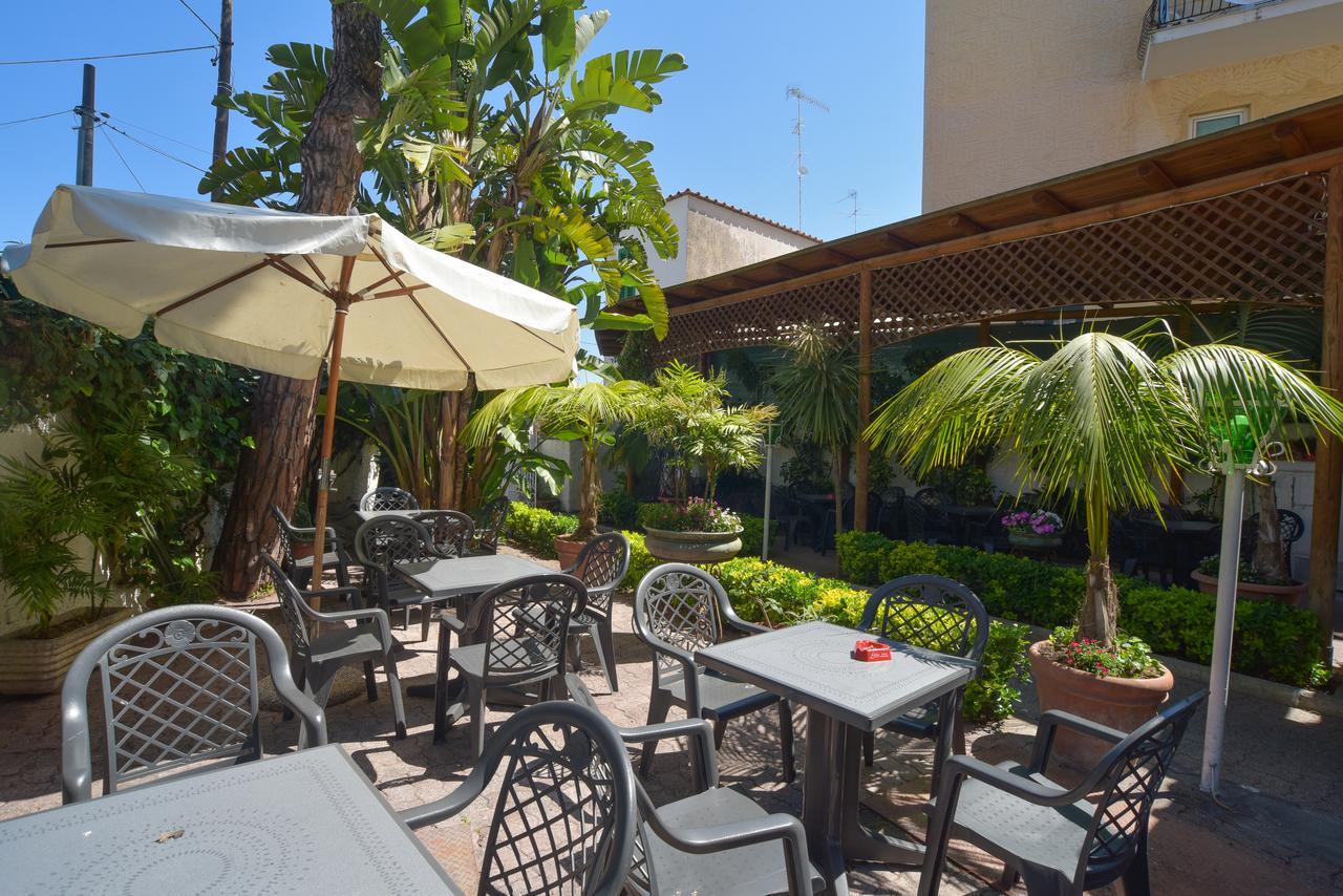 Charme Hotel La Villa Tina ايسكيا المظهر الخارجي الصورة