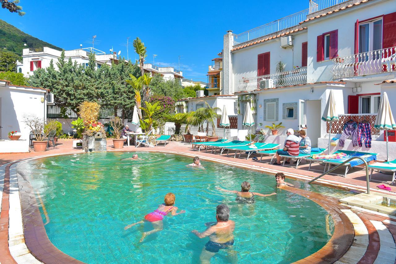 Charme Hotel La Villa Tina ايسكيا المظهر الخارجي الصورة